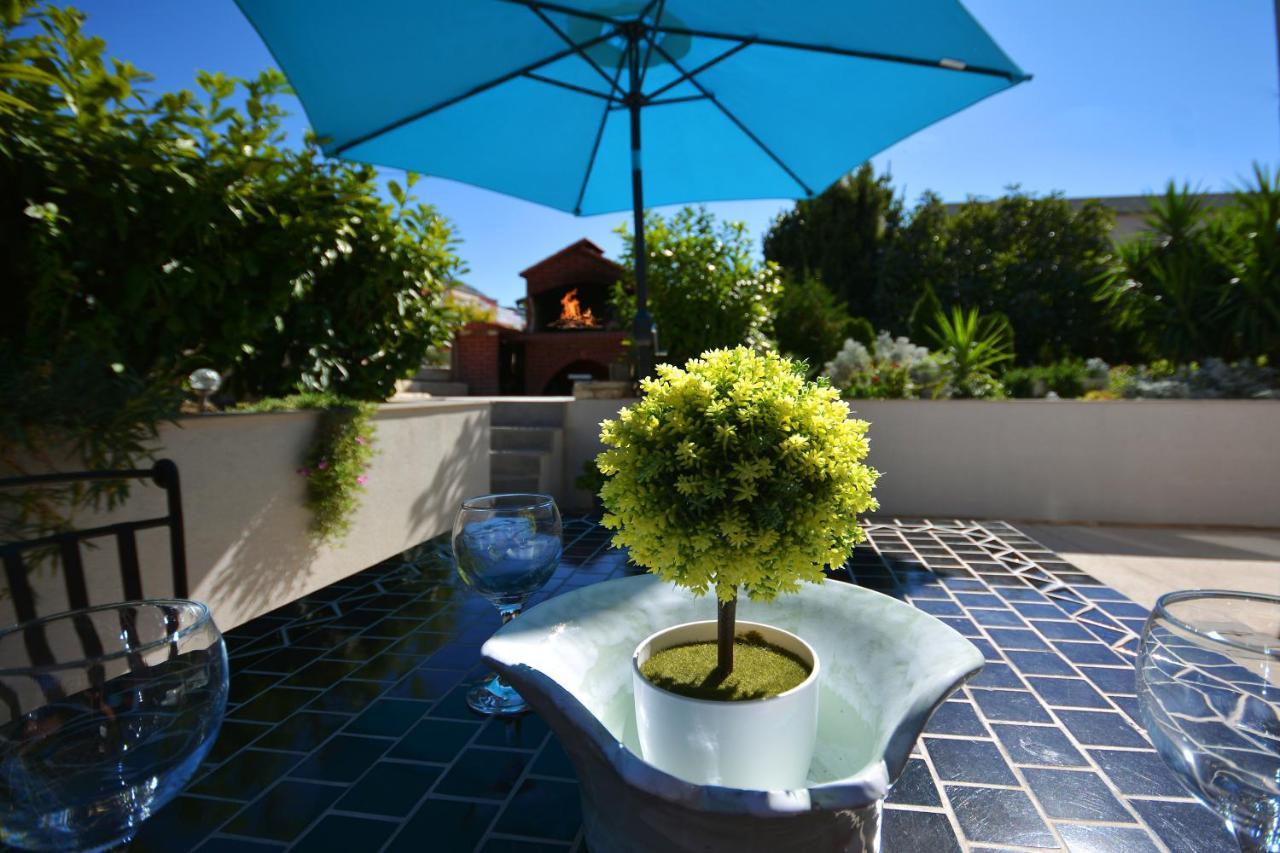 Seas The Day Apartments โปดสตรานา ภายนอก รูปภาพ