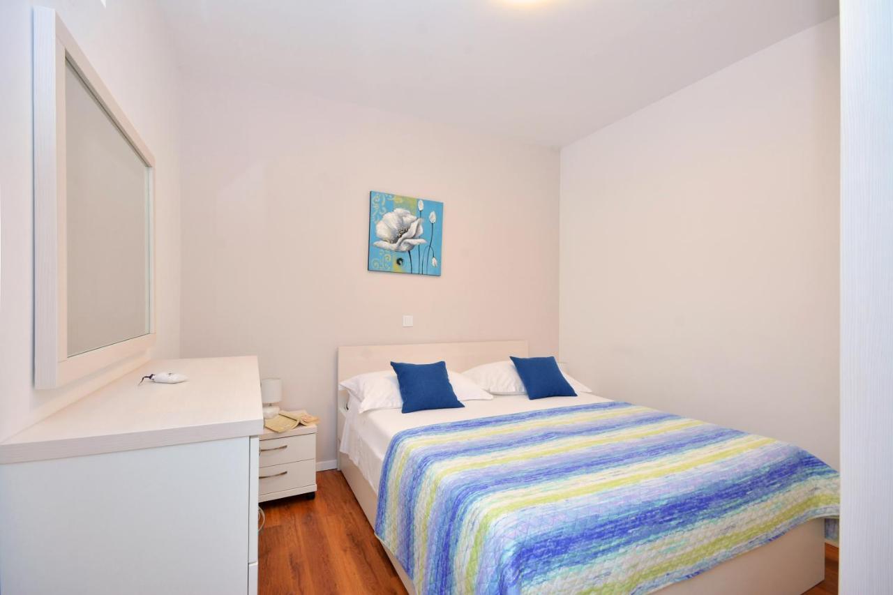 Seas The Day Apartments โปดสตรานา ภายนอก รูปภาพ