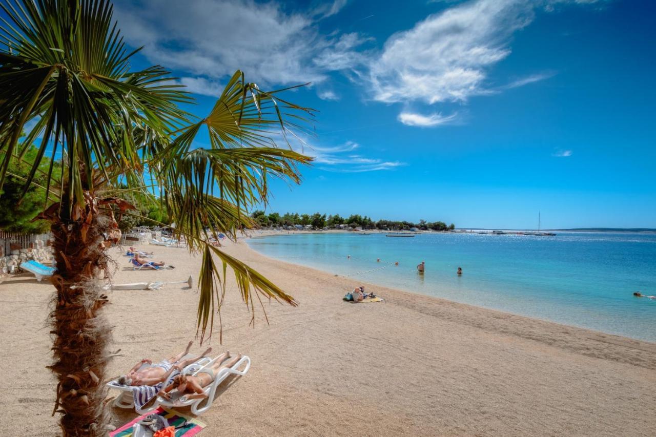 Seas The Day Apartments โปดสตรานา ภายนอก รูปภาพ